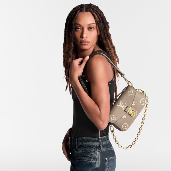 ㉘Pochette Métis East West 21.5cm