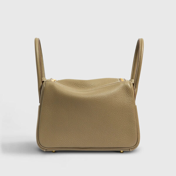 DM_20260120042035_001 Hermès Lindy 26 Clemence Etoupe Gold Hardware